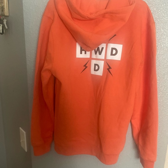 Orange hwd sweatshirt nice fabric - Picture 3 of 6